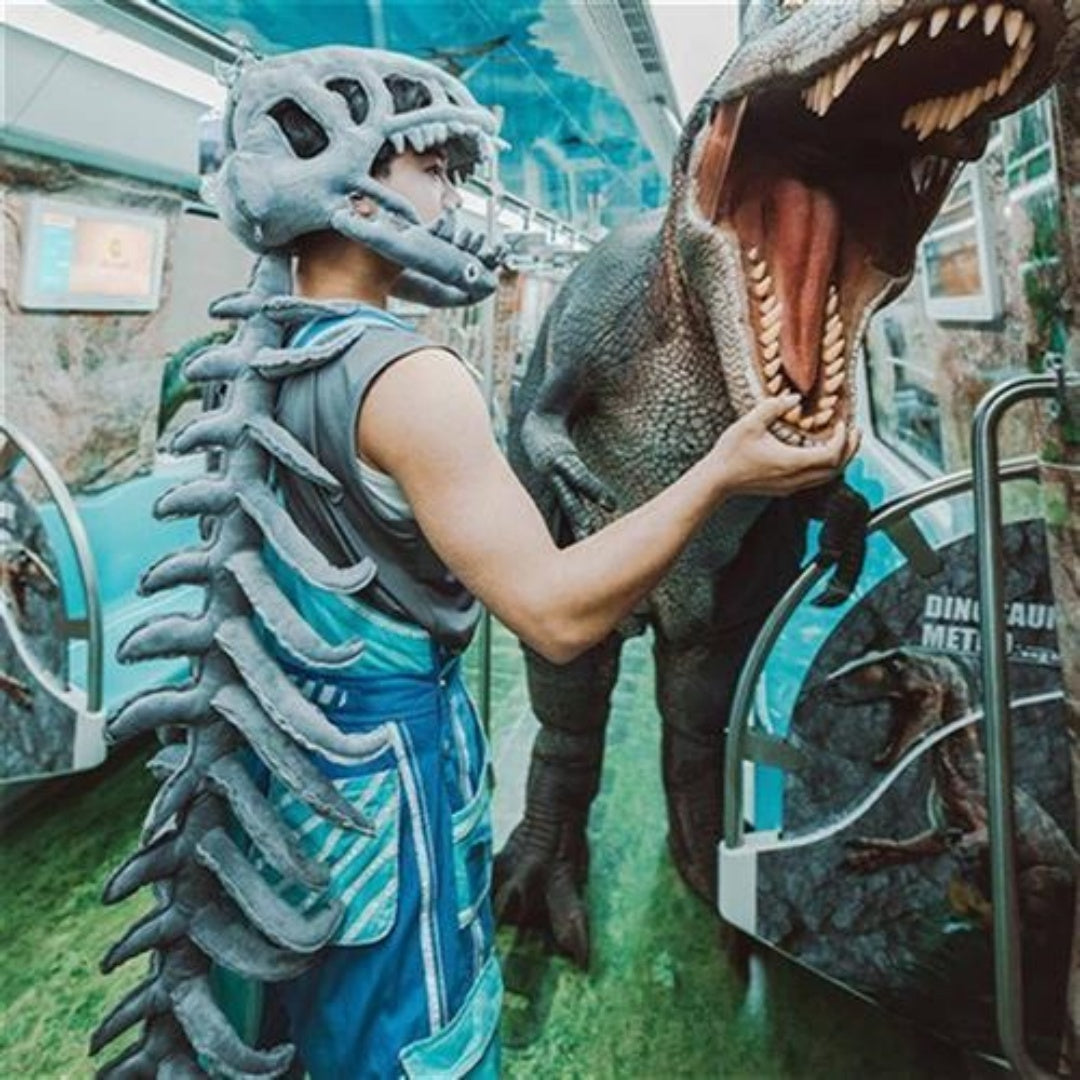 Chinese Dinosaur Garden Dinosaur Skeleton Dress Up Costume Props